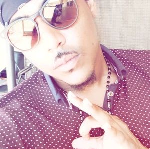 Meet your Posher, Julian